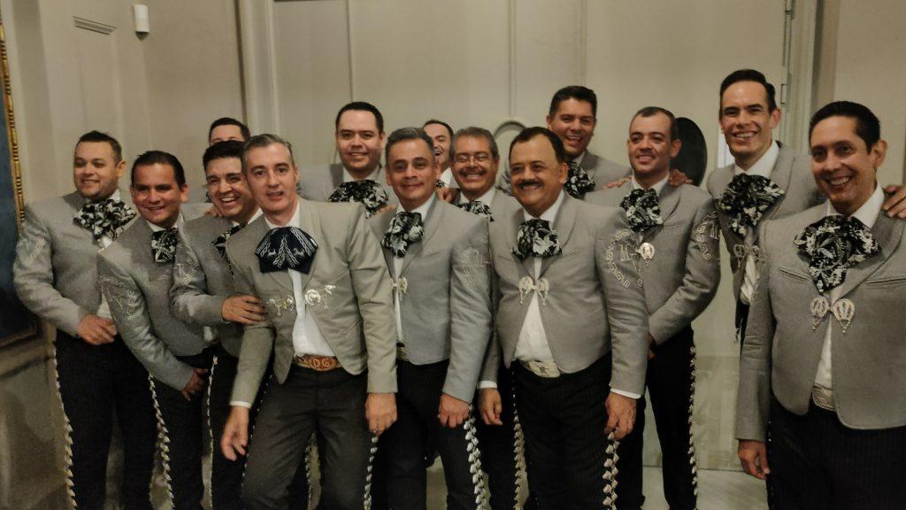 Mariachi Volver — foto 3