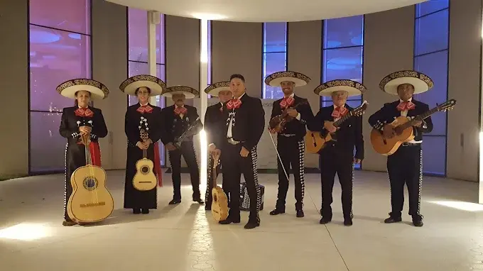 El Mejor Mariachi En Valencia Con Ruben Coronel — foto principal